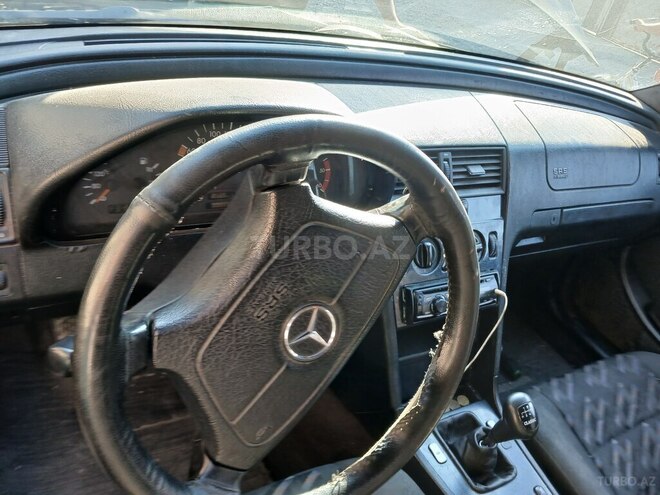 Mercedes C 220-6