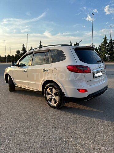Hyundai Santa Fe-6