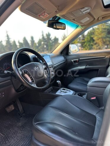 Hyundai Santa Fe-9