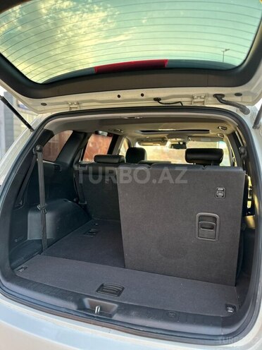 Hyundai Santa Fe-14