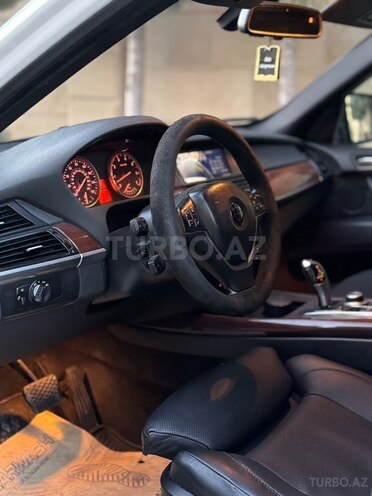 BMW X5-8