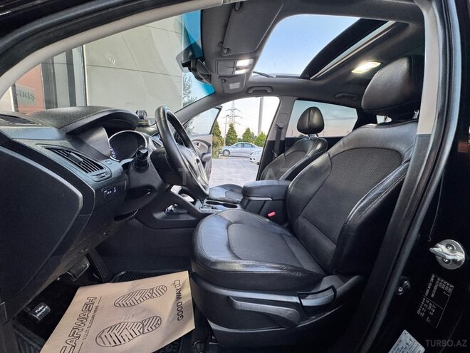 Hyundai ix35-17