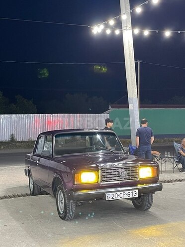 LADA (VAZ) 2107-2