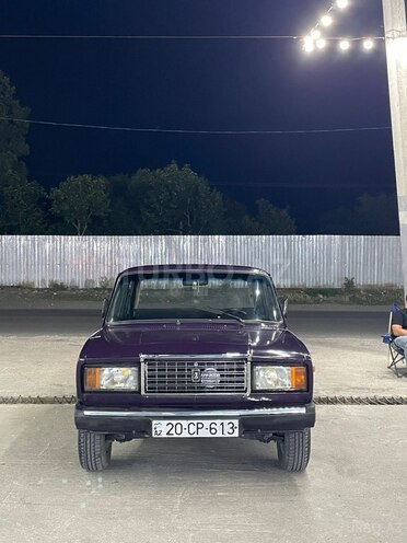 LADA (VAZ) 2107-1