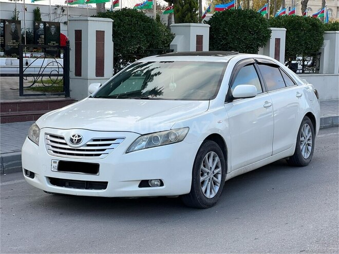 Toyota Camry-3