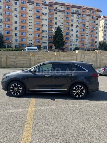 Kia Sorento-9