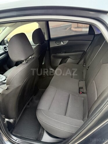 Kia Forte-12
