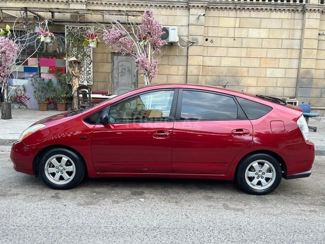 Toyota Prius-6