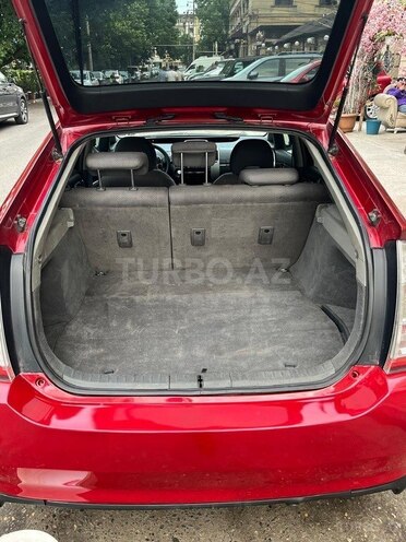Toyota Prius-7