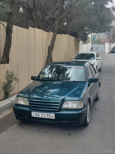 Mercedes C 180-10