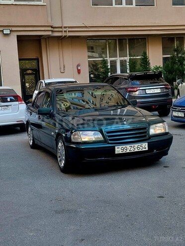Mercedes C 180-6