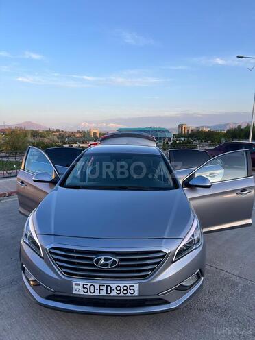 Hyundai Sonata-1