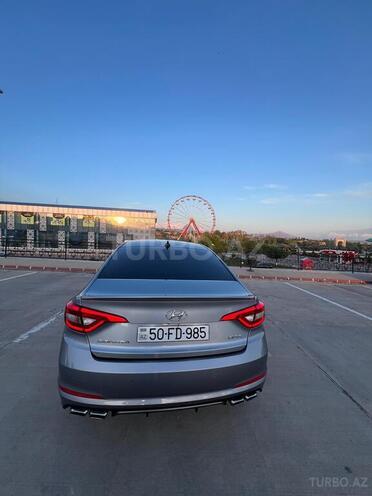 Hyundai Sonata-7