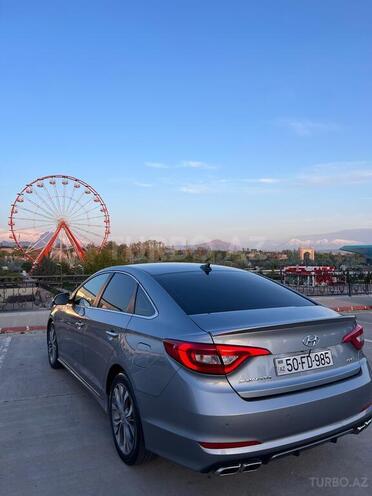 Hyundai Sonata-6