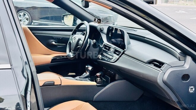 Lexus ES 250-13