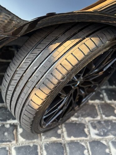 BMW 528-19