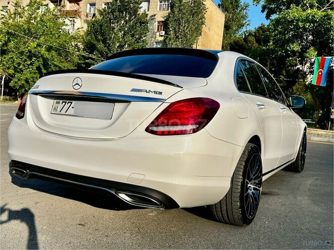 Mercedes C 300 4MATIC-9