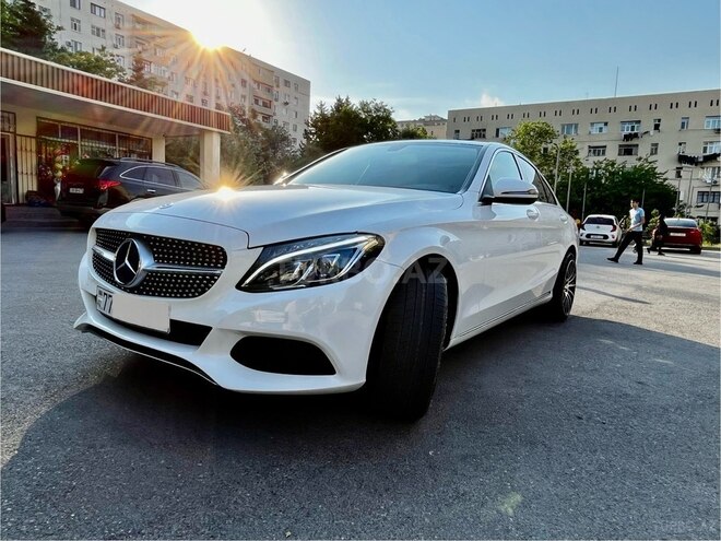 Mercedes C 300 4MATIC-5