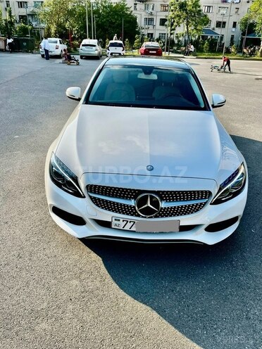 Mercedes C 300 4MATIC-1