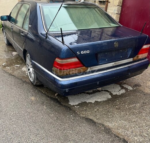 Mercedes S 320-4