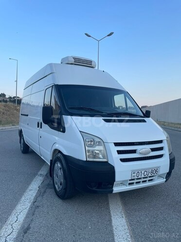 Ford Transit-3