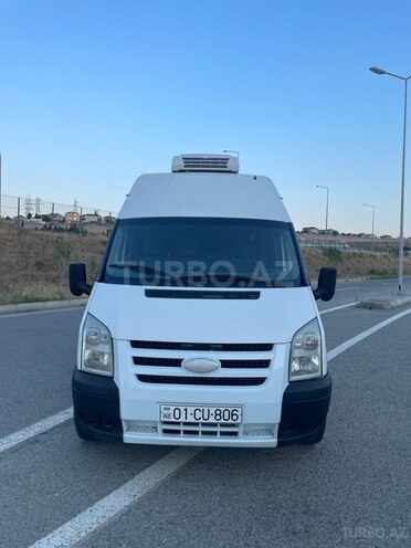 Ford Transit-1