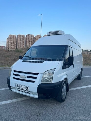 Ford Transit-2