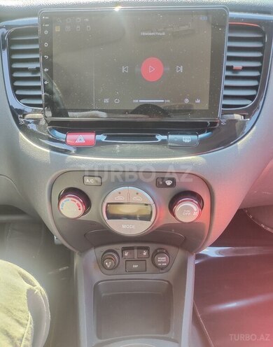 Kia Rio-16