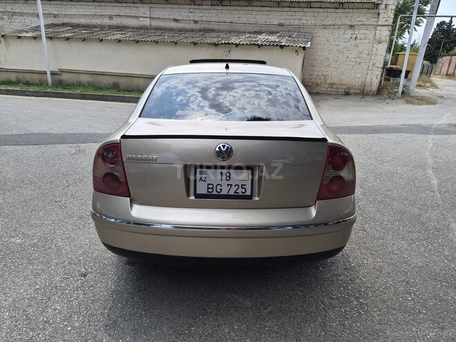 Volkswagen Passat-5