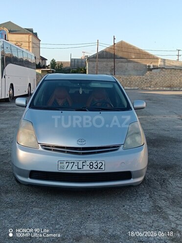 Toyota Prius-1