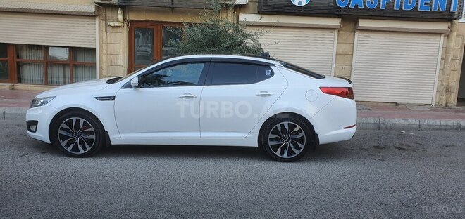 Kia Optima-3