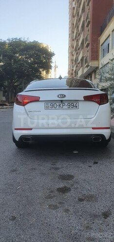 Kia Optima-4