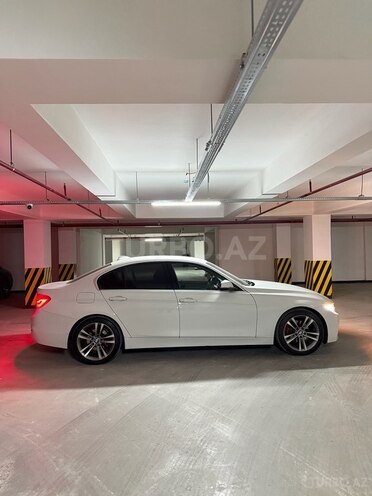 BMW 330-4