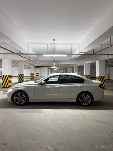 BMW 330-5