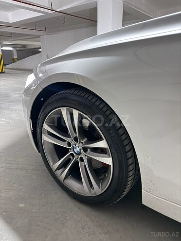 BMW 330-9