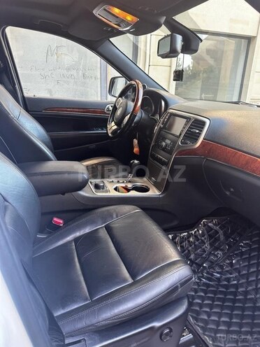 Jeep Grand Cherokee-5