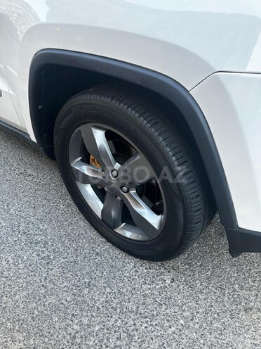 Jeep Grand Cherokee-6
