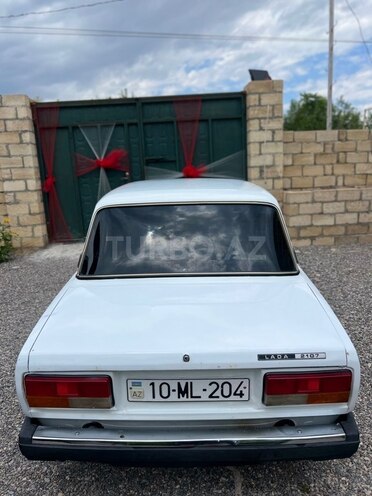 LADA (VAZ) 2107-4