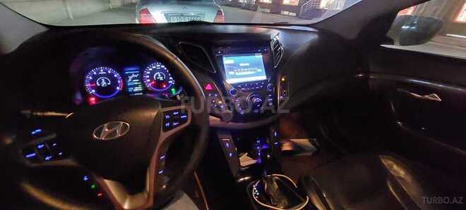 Hyundai i40-8