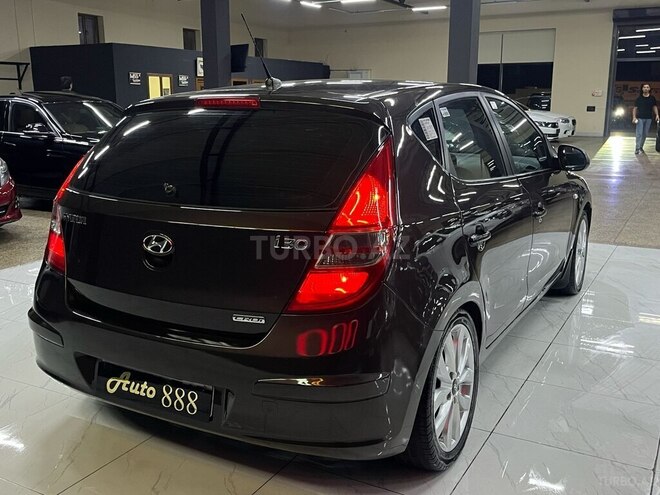 Hyundai i30-4