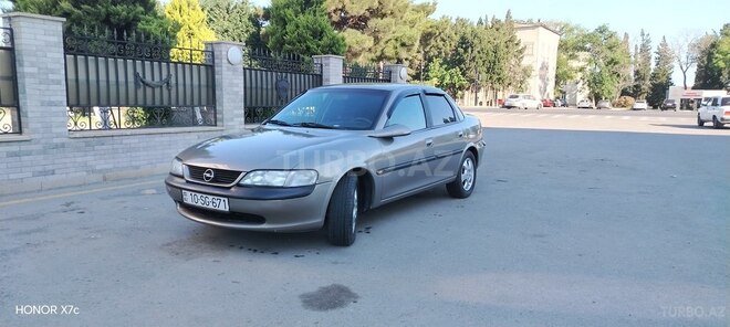 Opel Vectra-14