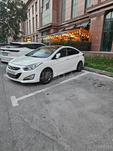 Hyundai i40-2