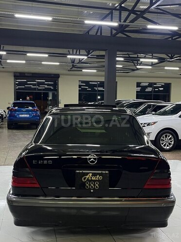 Mercedes C 230-8