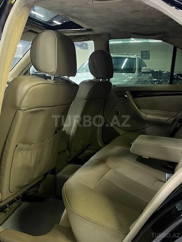 Mercedes C 230-12