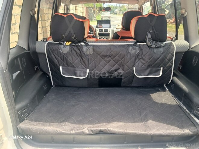 Mitsubishi Pajero io-2