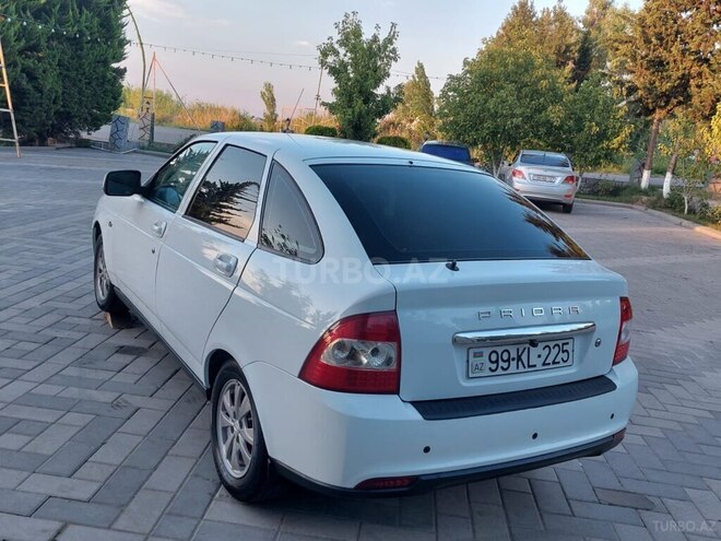 LADA (VAZ) Priora-16