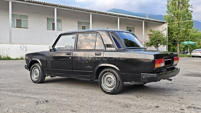 LADA (VAZ) 2107-4