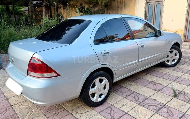 Nissan Sunny-4