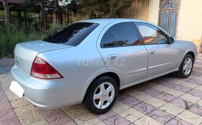 Nissan Sunny-11