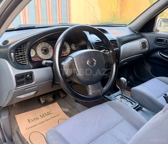 Nissan Sunny-16